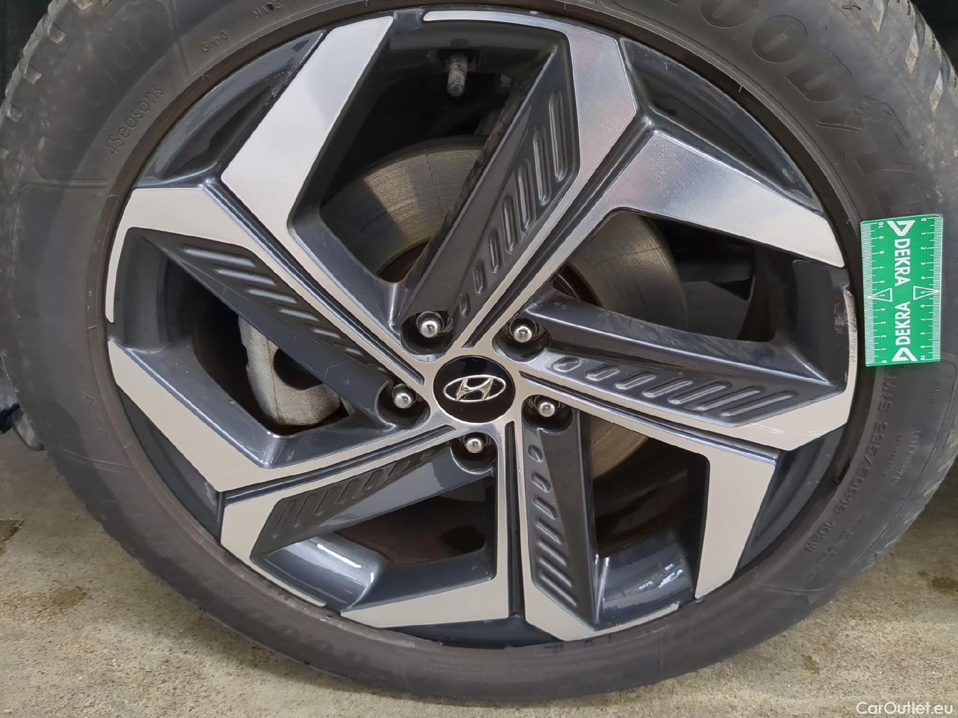  Hyundai  Tucson HYUNDAI  / 2020 / 5P / SUV 1.6 PHEV 265 HTRAC CREATIVE 4WD AUTO #3