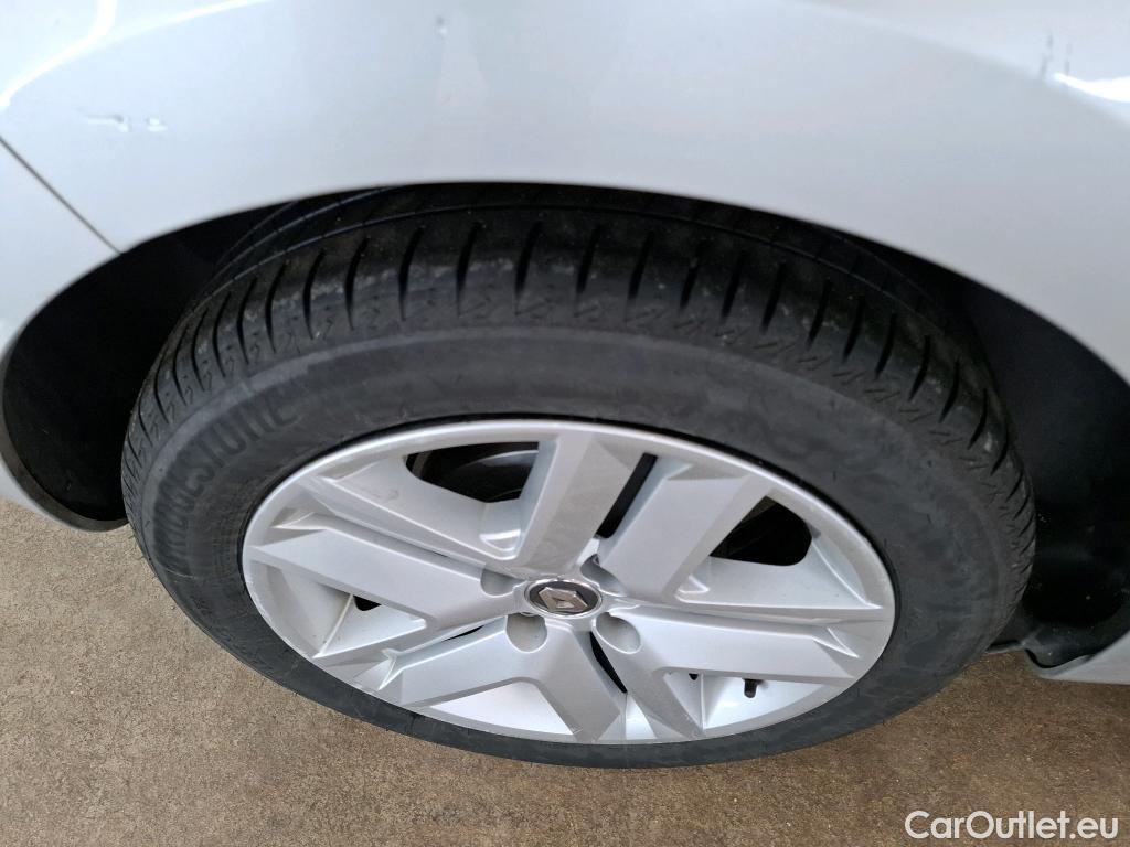  Renault  Clio  V Business 1.6 E-TECH Hybrid 140CV BVA6 E6d #16