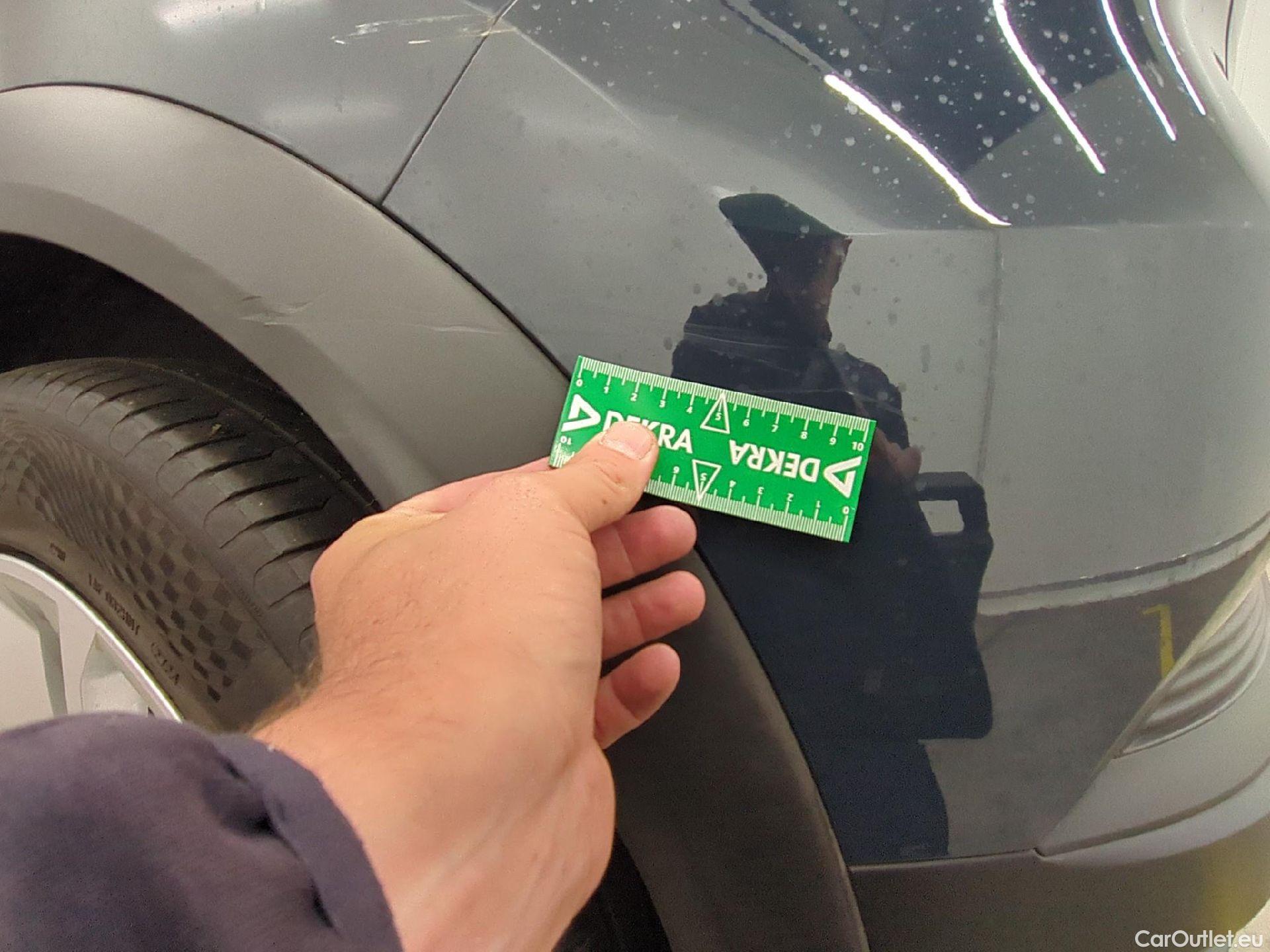  Renault  Captur  II Evolution 1.6 E-TECH Hybrid 145CV BVA6 E6d #19