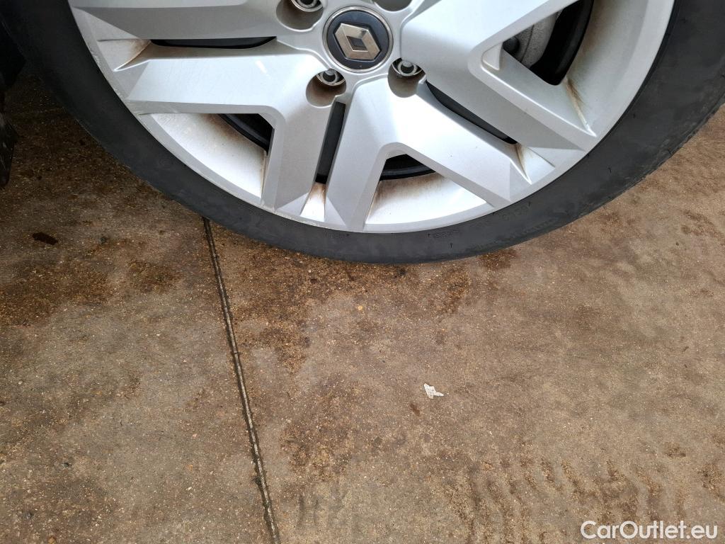  Renault  Clio  V Business 1.6 E-TECH Hybrid 140CV BVA6 E6d #19