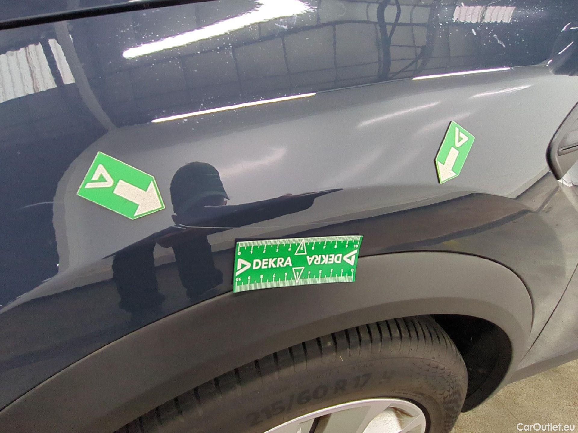  Renault  Captur  II Evolution 1.6 E-TECH Hybrid 145CV BVA6 E6d #9