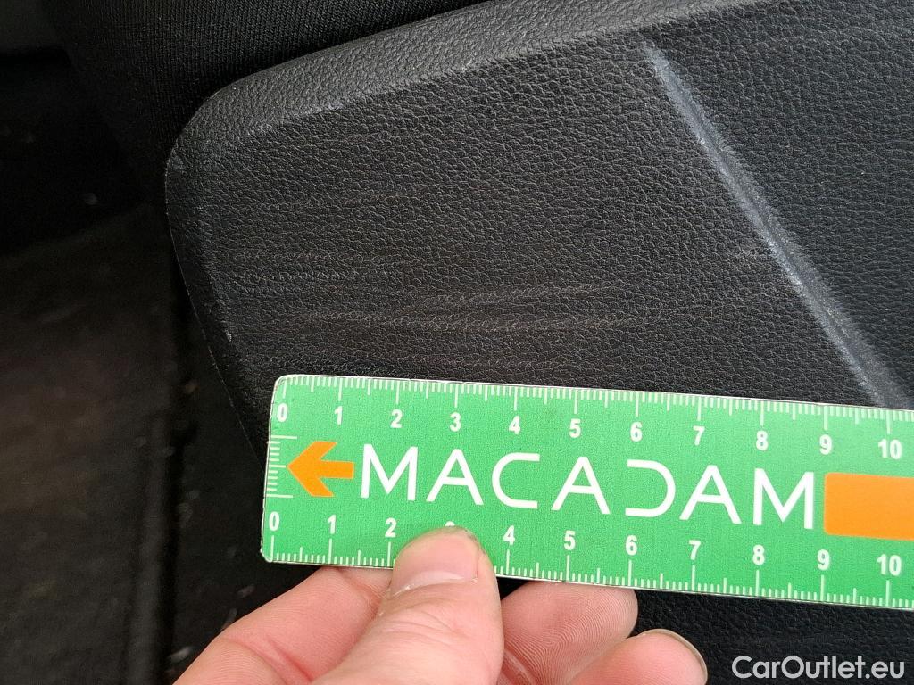  Renault  Clio  V Evolution 1.6 E-TECH Hybrid 145CV BVA6 E6d #24