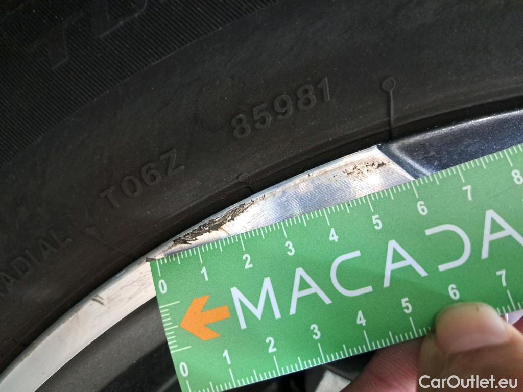  Renault  Captur RENAULT  / 2019 / 5P / SUV Intens E-TECH Plug-in 160 -21 #9