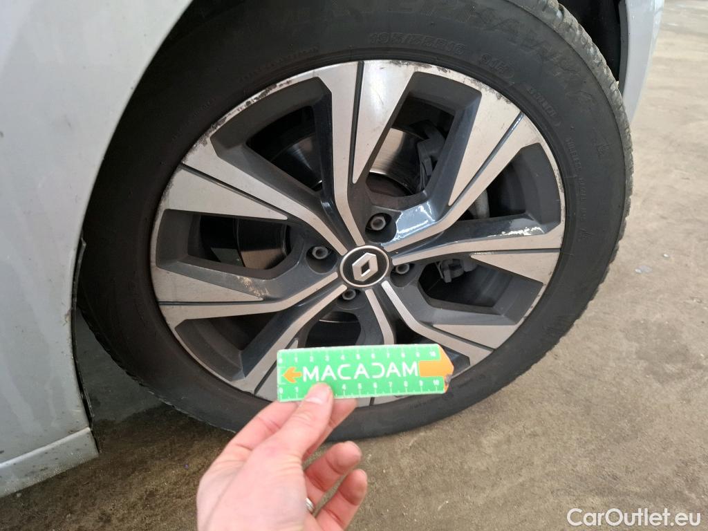  Renault  Clio  V Evolution 1.6 E-TECH Hybrid 145CV BVA6 E6d #18