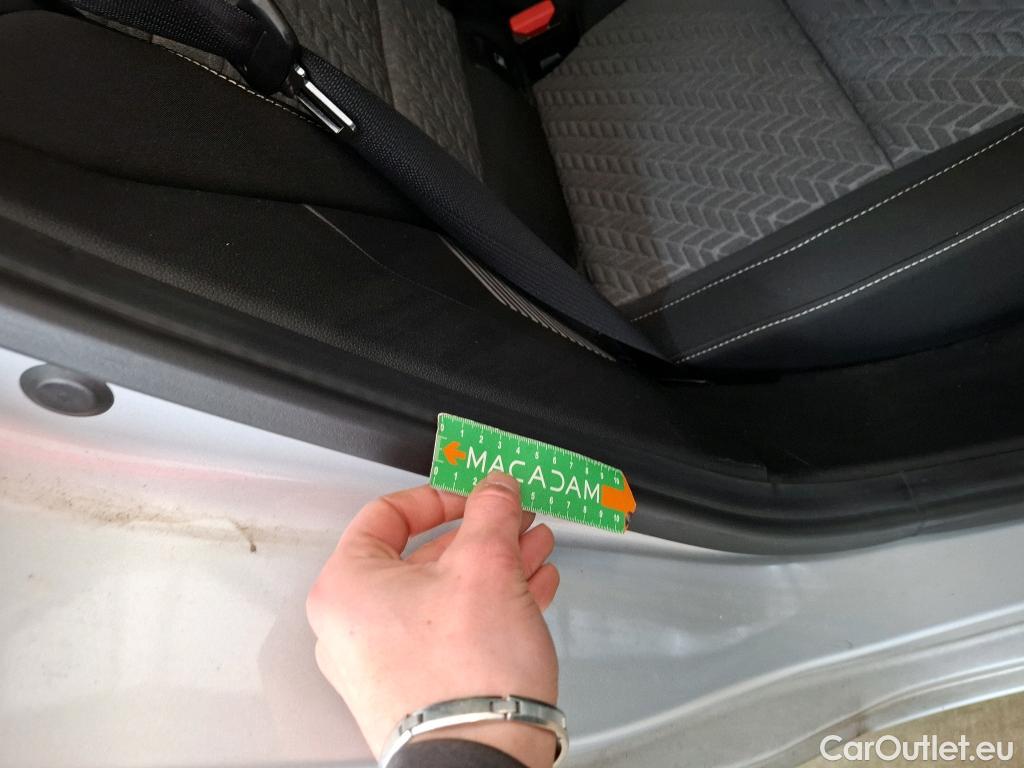  Renault  Clio  V Evolution 1.6 E-TECH Hybrid 145CV BVA6 E6d #26