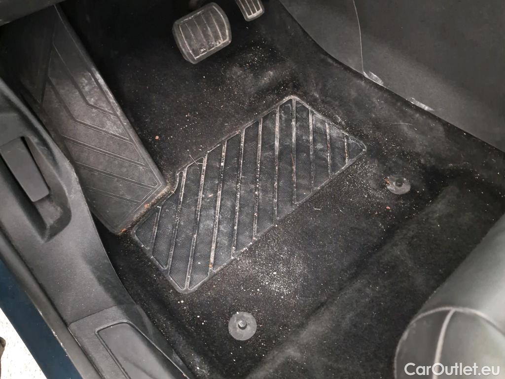  Citroen  C5 CITROEN  Aircross / 2018 / 5P / SUV Hybrid 225 ë-EAT8 Business #50