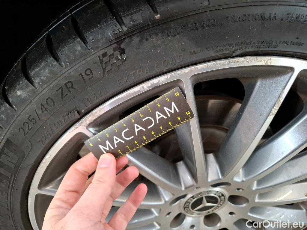  Mercedes  CLA-Klasse MERCEDES-BENZ CLA Coupe / 2019 / 4P / Coupé CLA 250 e AMG Line #26