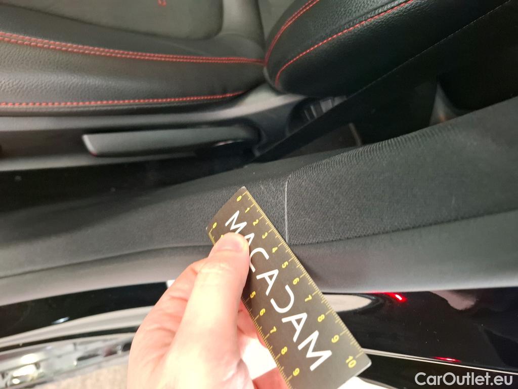  Mercedes  CLA-Klasse MERCEDES-BENZ CLA Coupe / 2019 / 4P / Coupé CLA 250 e AMG Line #45