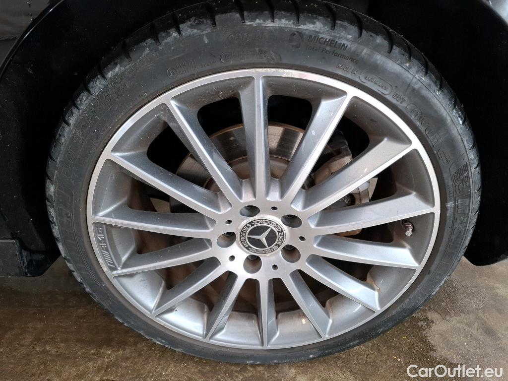  Mercedes  CLA-Klasse MERCEDES-BENZ CLA Coupe / 2019 / 4P / Coupé CLA 250 e AMG Line #33