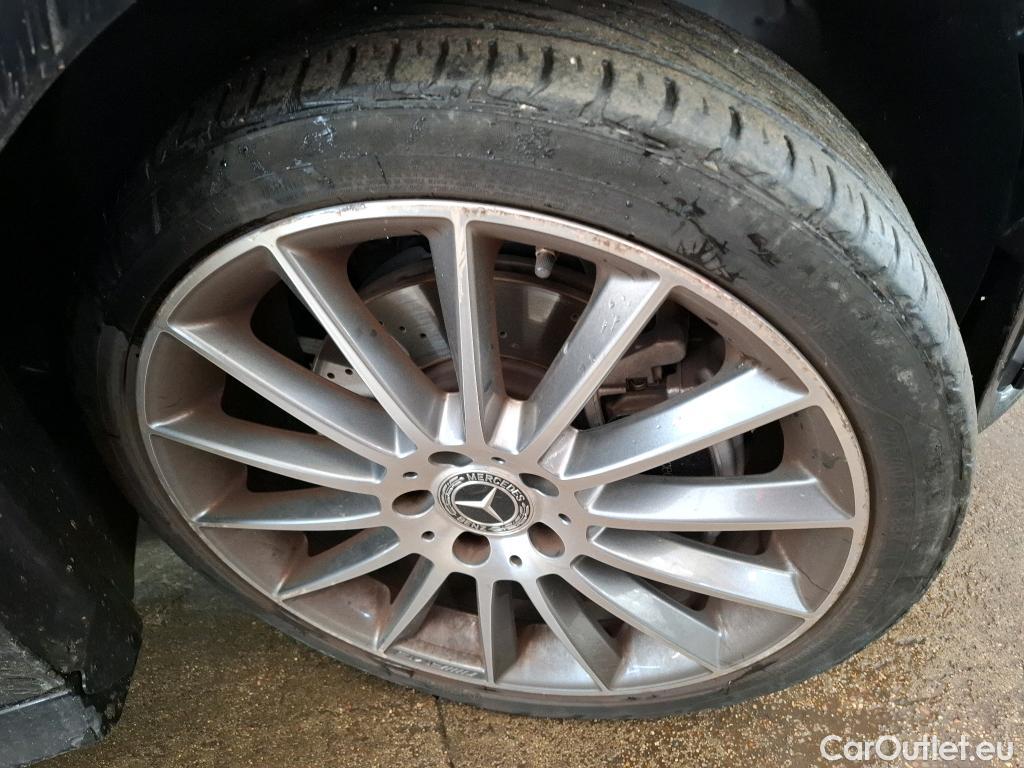  Mercedes  CLA-Klasse MERCEDES-BENZ CLA Coupe / 2019 / 4P / Coupé CLA 250 e AMG Line #38