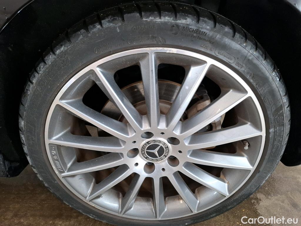  Mercedes  CLA-Klasse MERCEDES-BENZ CLA Coupe / 2019 / 4P / Coupé CLA 250 e AMG Line #12