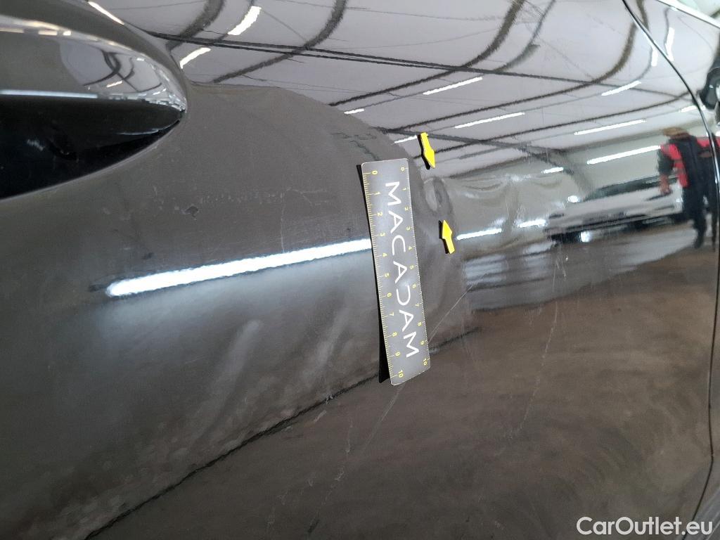  Mercedes  CLA-Klasse MERCEDES-BENZ CLA Coupe / 2019 / 4P / Coupé CLA 250 e AMG Line #49