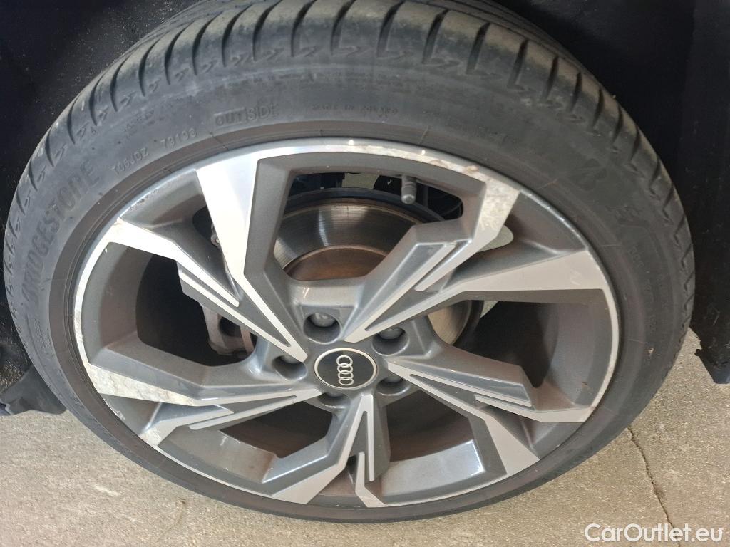  Audi  A3 AUDI  Sportback / 2020 / 5P / Berline 40 TFSI e 204 S Tronic S Line #43