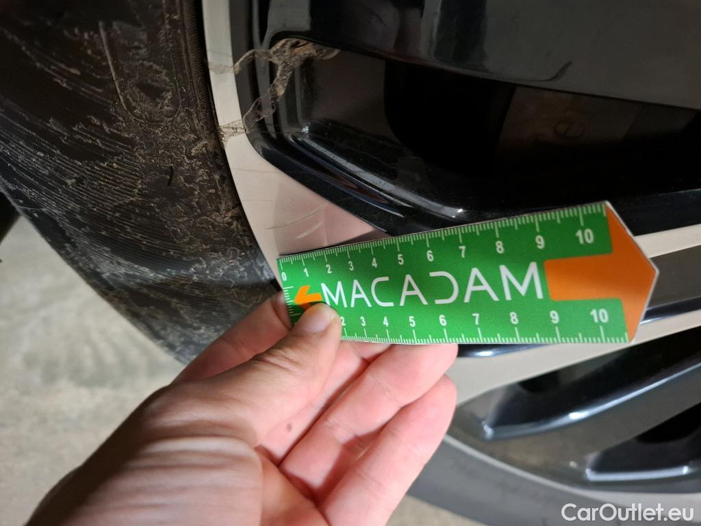  Mercedes  G-Klasee MERCEDES-BENZ GLC / 2019 / 5P / SUV 2.0 GLC 300 E BUSINESS LINE 4MATIC #7