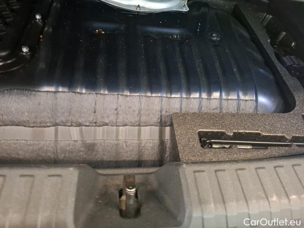  Audi  A3 AUDI  Sportback / 2020 / 5P / Berline 40 TFSI e 204 S Tronic S Line #61