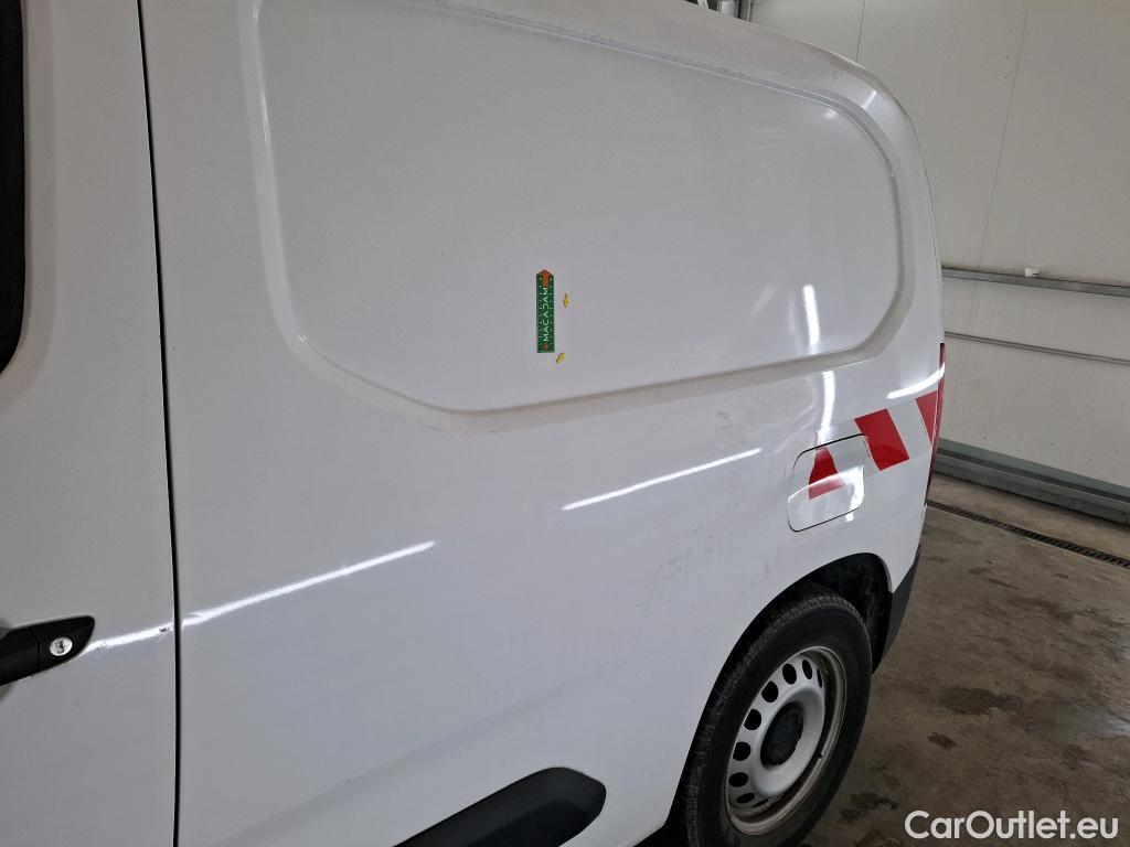  Citroen  Berlingo  Fourgon Worker M 1000 1.2 PureTech 130CV BVA8 E6d #1
