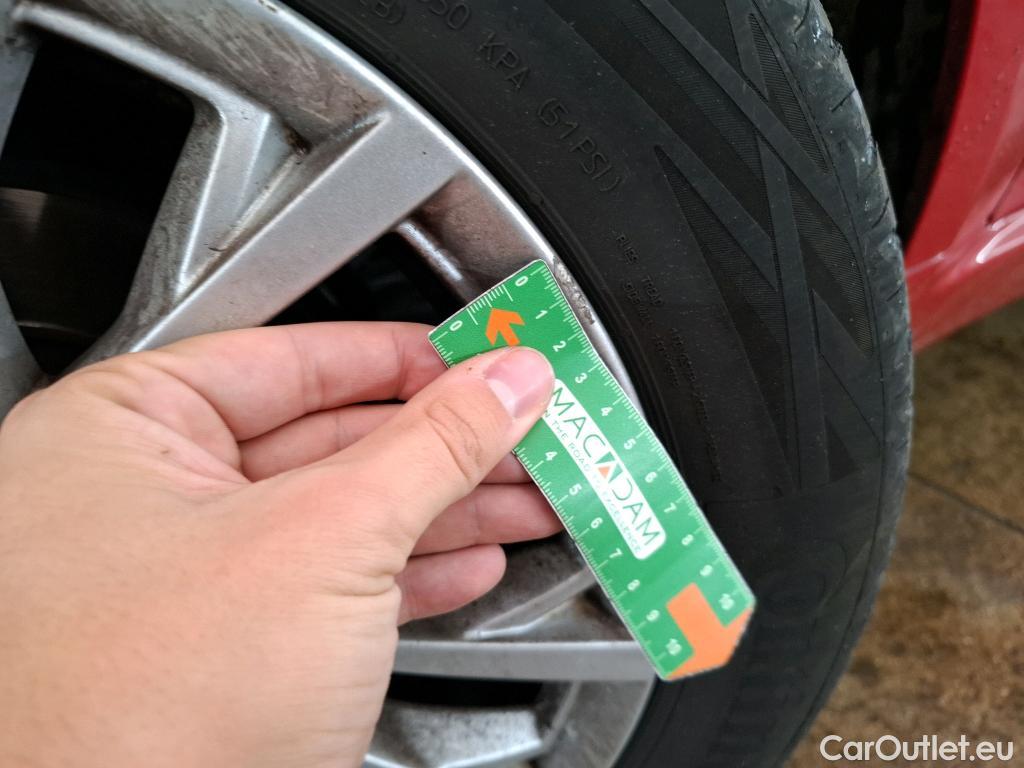  Fiat  500 FIAT   2015  3P / Berline 10 70ch BSG Dolcevita #38