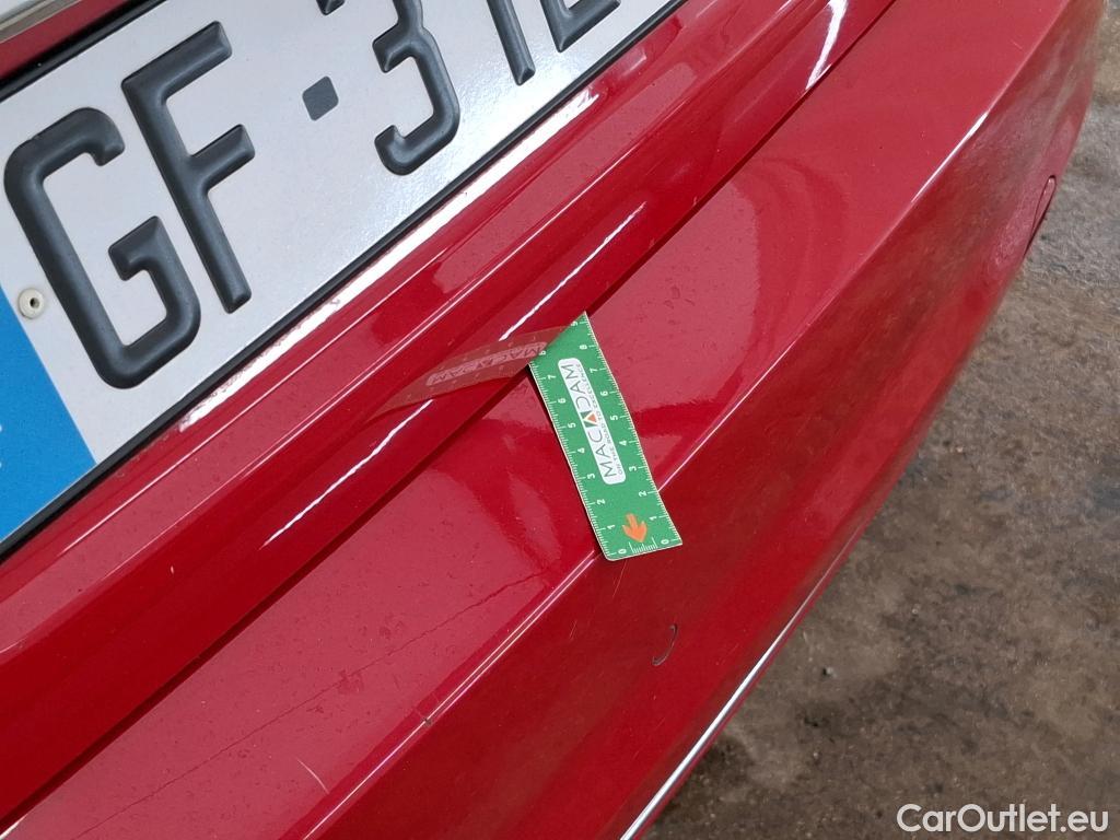  Fiat  500 FIAT   2015  3P / Berline 10 70ch BSG Dolcevita #11