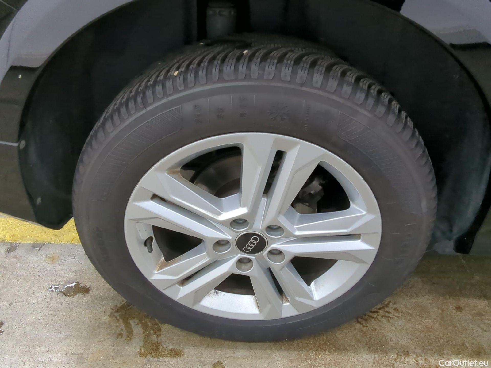  Audi  Q2  30 TDI Business Line 2.0 TDI 115CV BVA7 E6d #4