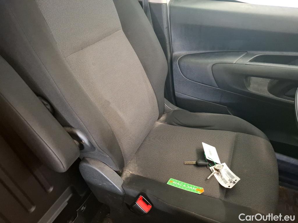  Citroen  Berlingo CITROEN  / 2018 / 4P / Fourgonnette M 650kg BlueHDi 75 S&S BVM Club #21