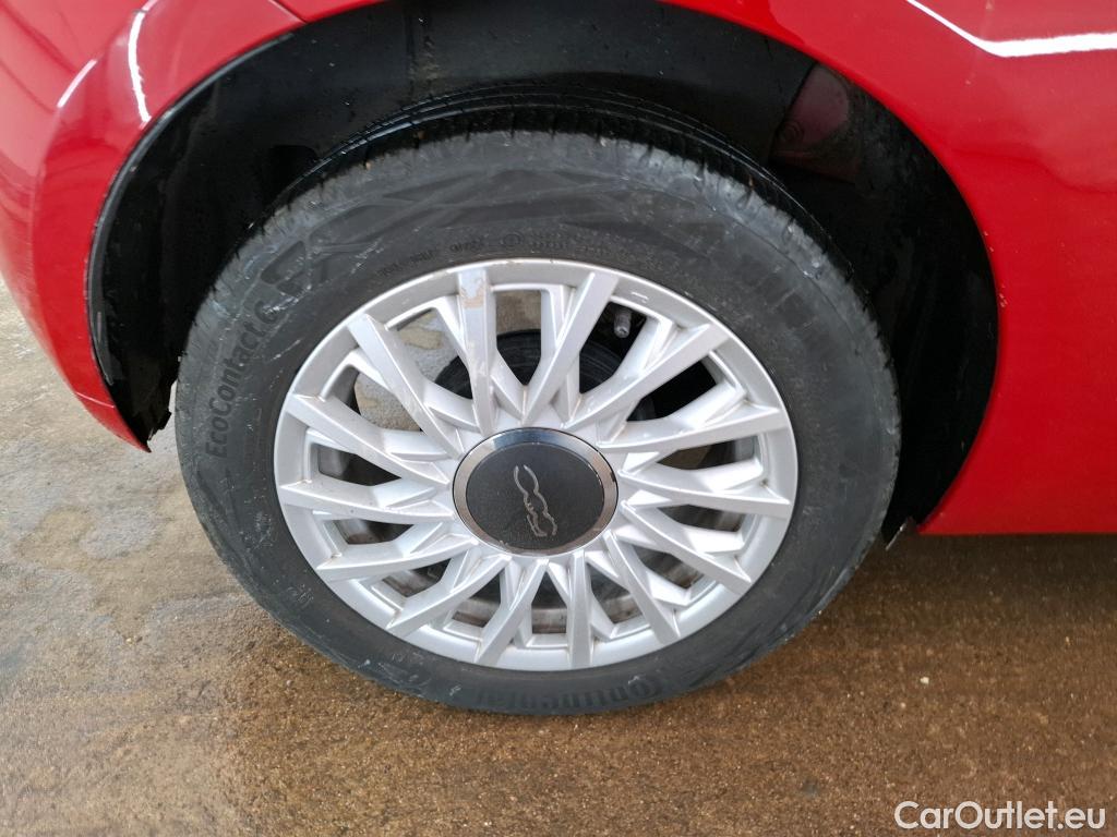  Fiat  500 FIAT   2015  3P / Berline 10 70ch BSG Dolcevita #19