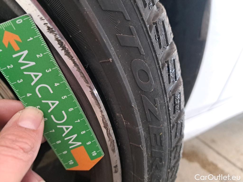  Bmw  Serie 2 BMW Série 2 Gran Coupé 2019 4P Berline 218I AUTO M Sport #9