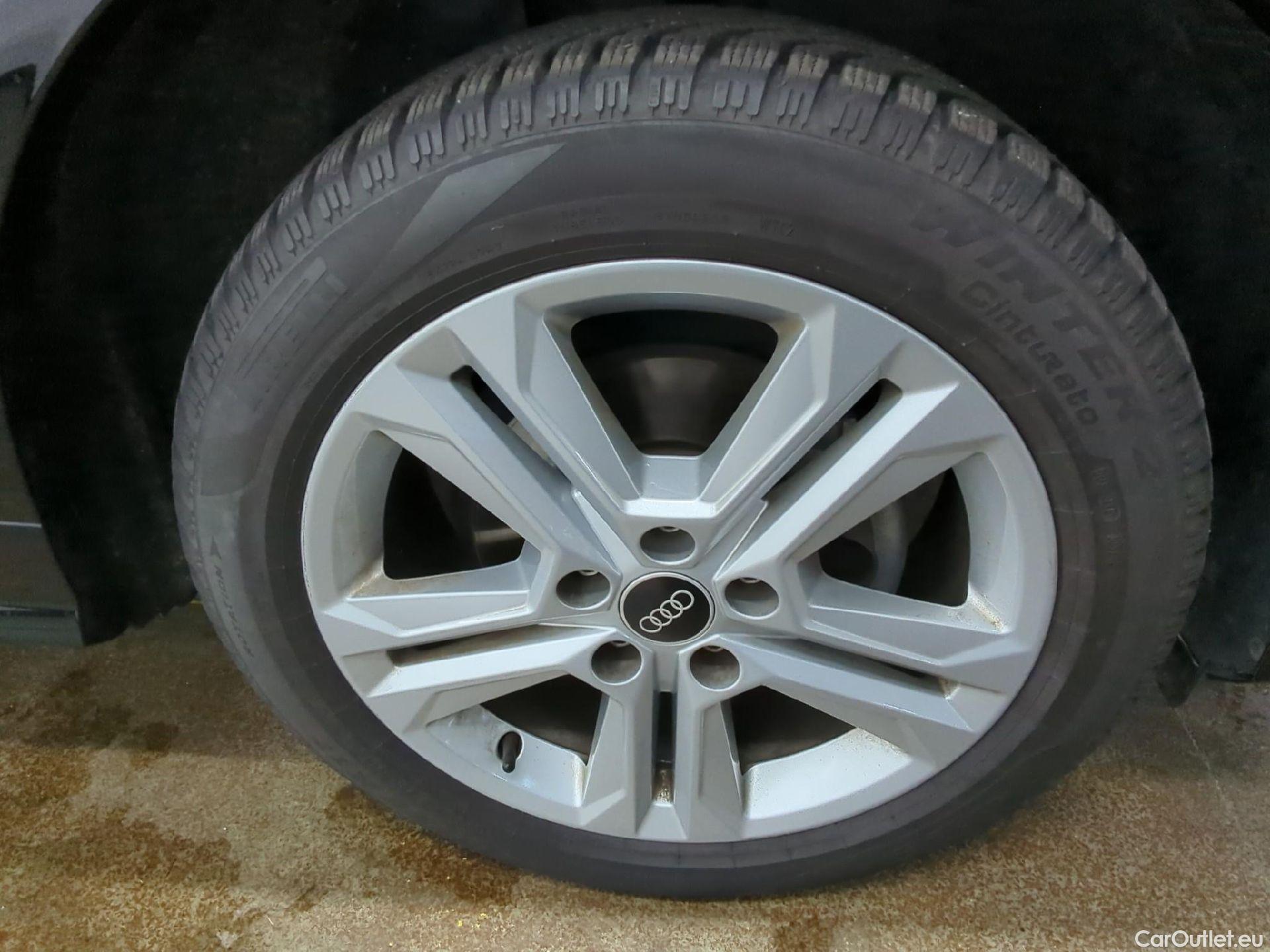  Audi  Q2  30 TDI Business Line 2.0 TDI 115CV BVA7 E6d #1