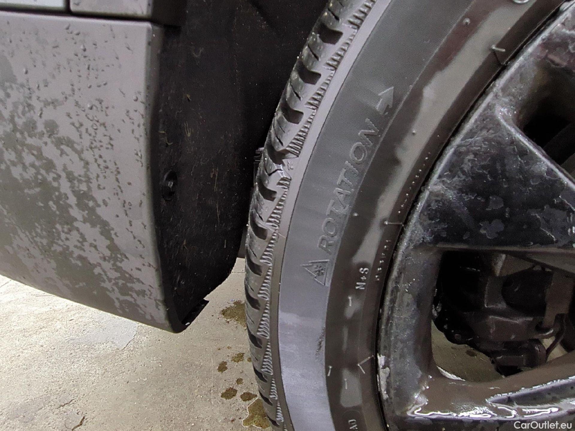  Bmw  X1 Série  sDrive16d Lounge 1.5 115CV BVA7 E6d #5