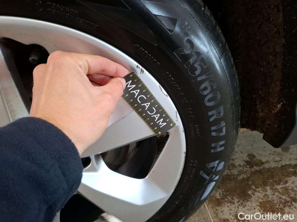  Nissan  Qashqai NISSAN  / 2017 / 5P / Crossover 1.5 DCI 115 Business Edition #5