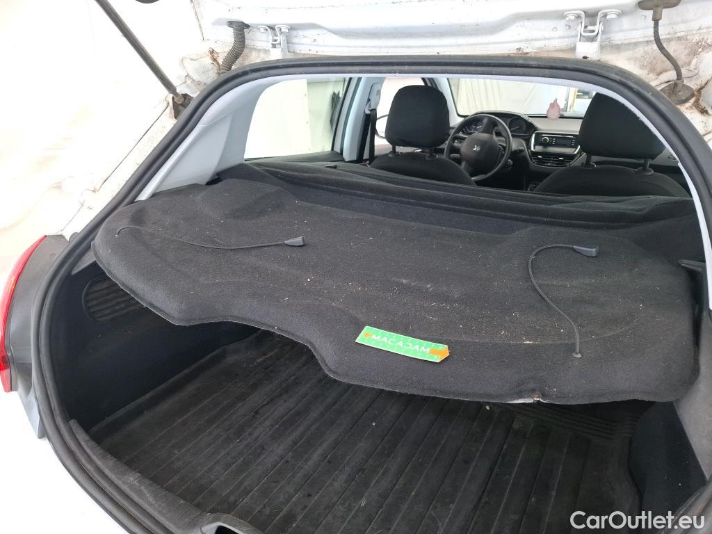  Peugeot  208 PEUGEOT  Affaire VU 5p Berline BlueHDi 75 PREMIUM #6