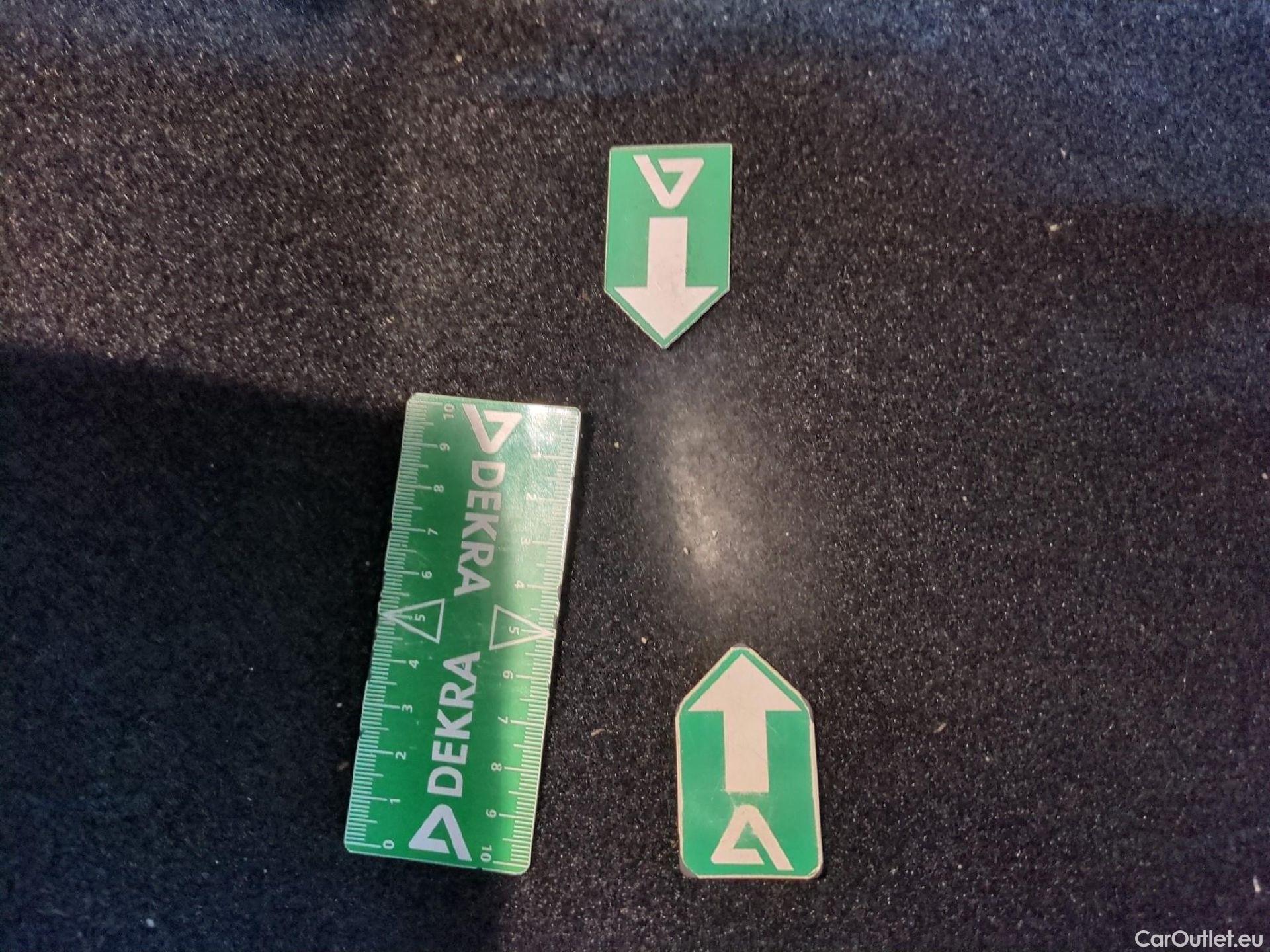  Mercedes  A-Klasse MERCEDES-BENZ Classe A Compact / 2018 / 5P / Berline A 200 d Business Line 8G-DCT #1