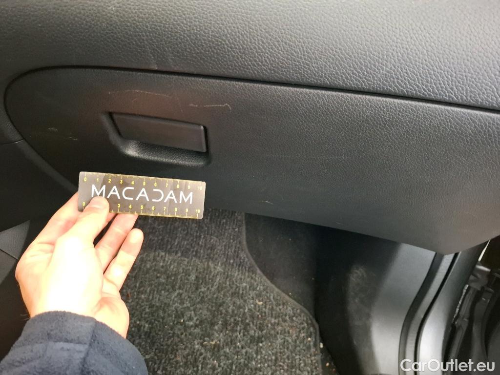  Nissan  Qashqai NISSAN  / 2017 / 5P / Crossover 1.5 DCI 115 Business Edition #14