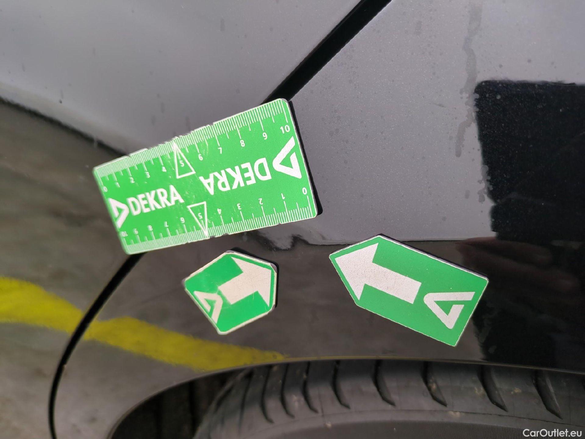  Mercedes  A-Klasse MERCEDES-BENZ Classe A Compact / 2018 / 5P / Berline A 200 d Business Line 8G-DCT #10