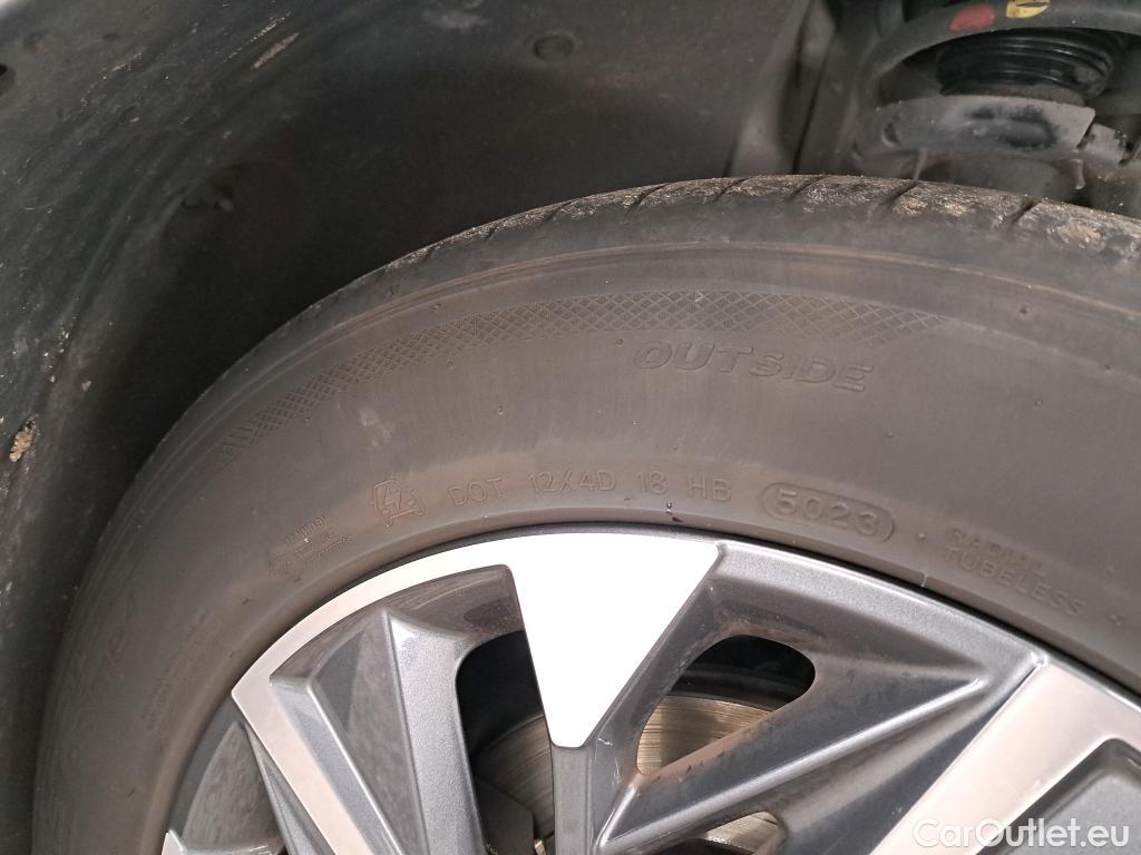  Hyundai  Tucson HYUNDAI  / 2020 / 5P / SUV 1.6 CRDI 136 DCT-7 HYBRID 48V CREATIVE #33