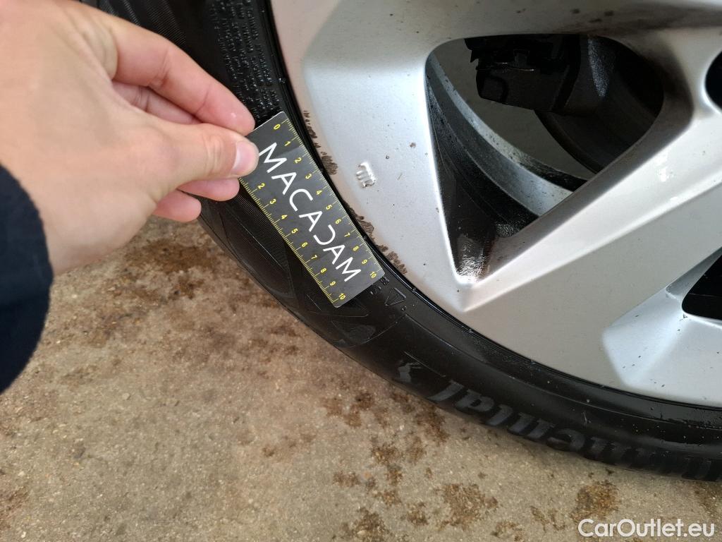  Nissan  Qashqai NISSAN  / 2017 / 5P / Crossover 1.5 DCI 115 Business Edition #3