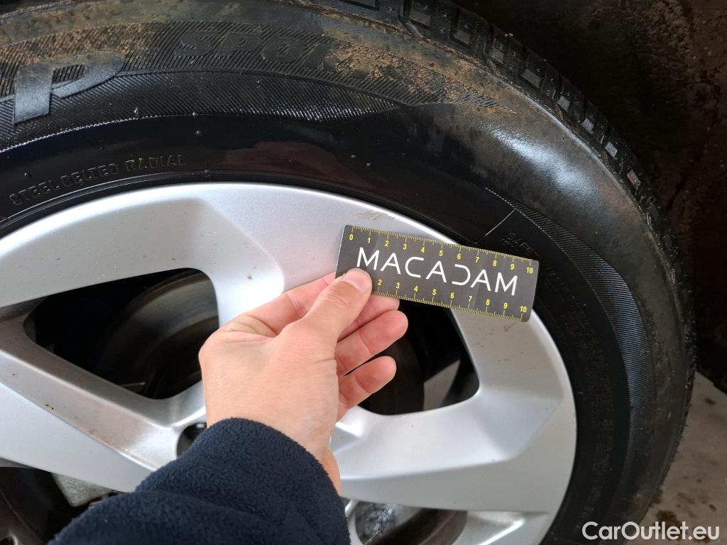  Nissan  Qashqai NISSAN  / 2017 / 5P / Crossover 1.5 DCI 115 Business Edition #31