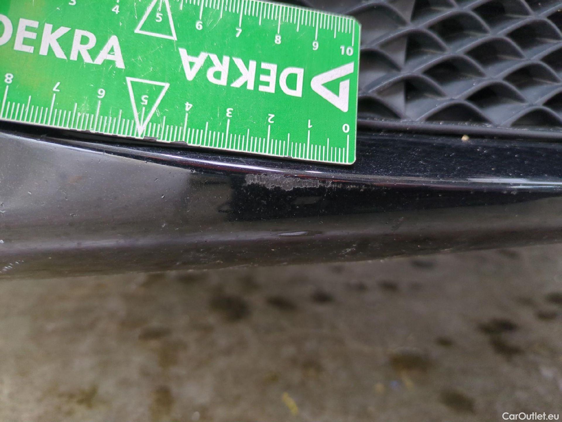  Mercedes  A-Klasse MERCEDES-BENZ Classe A Compact / 2018 / 5P / Berline A 200 d Business Line 8G-DCT #8