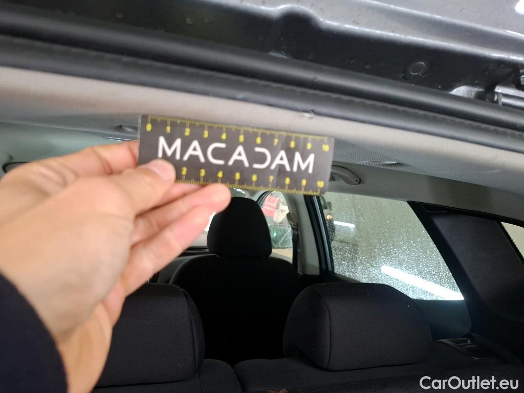  Nissan  Qashqai NISSAN  / 2017 / 5P / Crossover 1.5 DCI 115 Business Edition #26