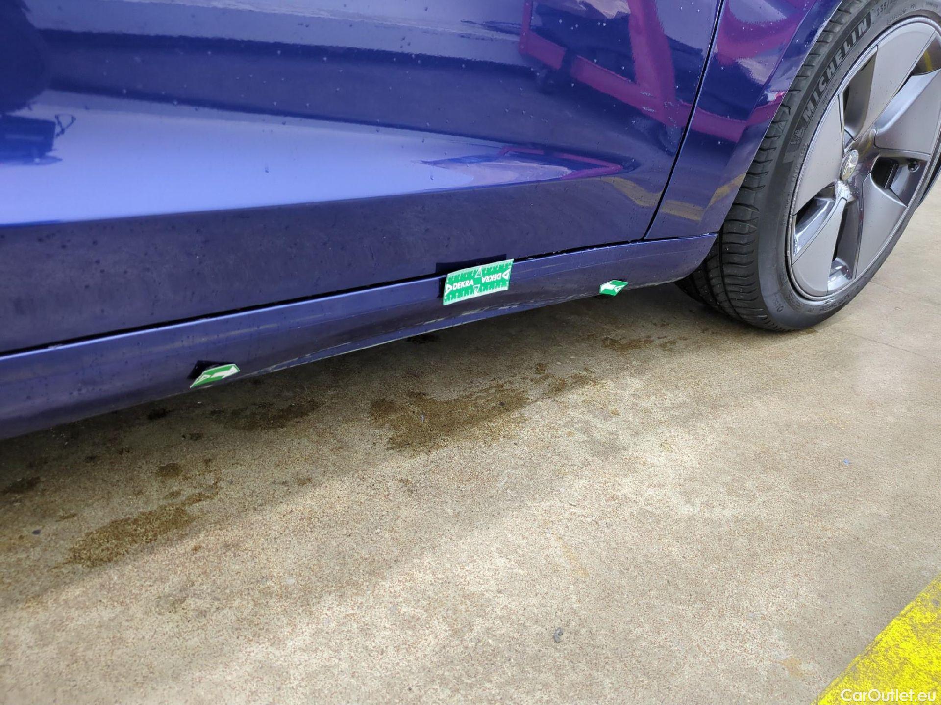  Tesla  Model 3 TESLA  / 2018 / 4P / Berline Autonomie Standard Plus RWD #46