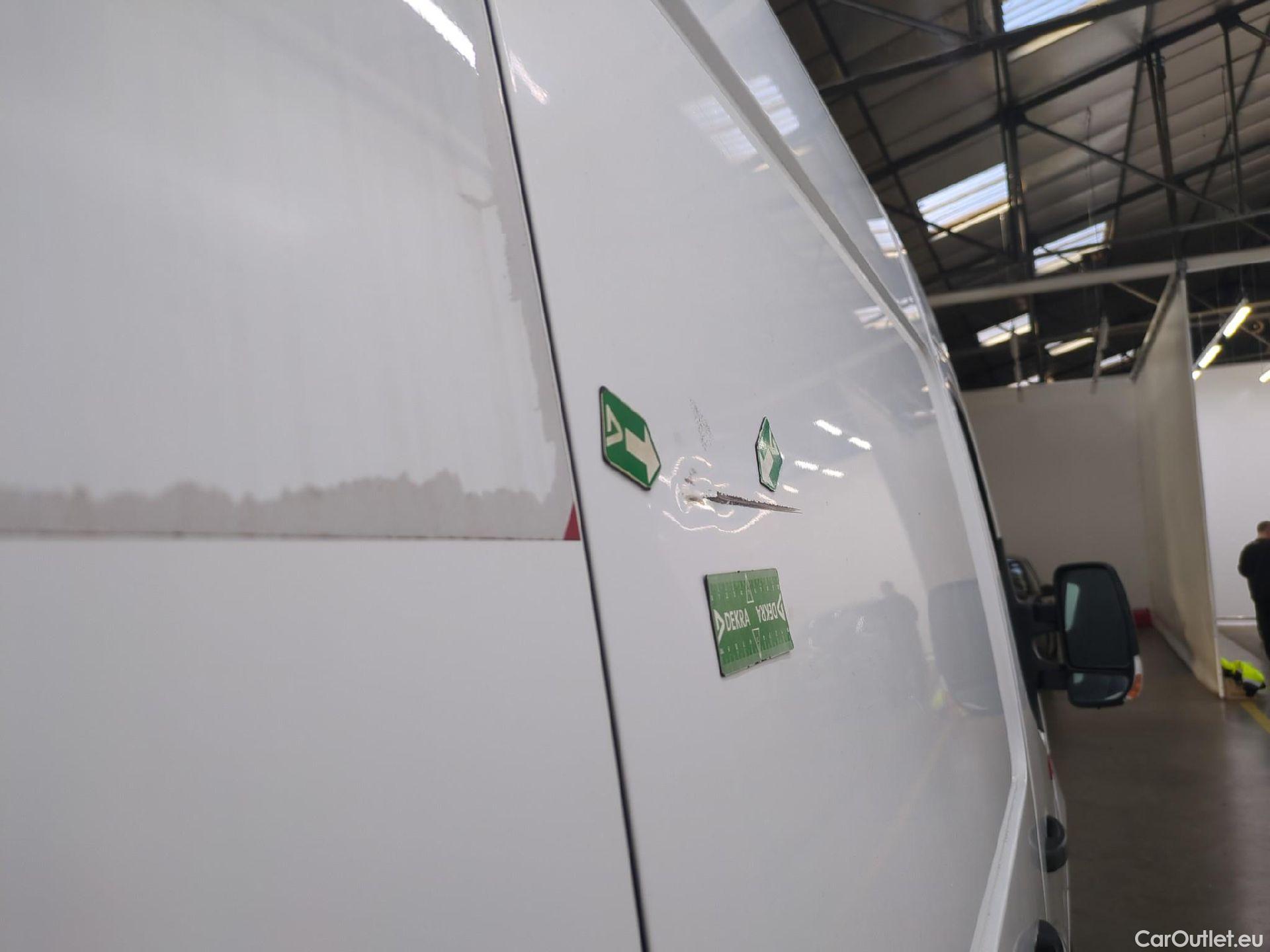  Renault  Master Renault V.I.  VU 2p Châssis cabine 2.3 150.35 CC L2 PFC C E4 P-MS #30