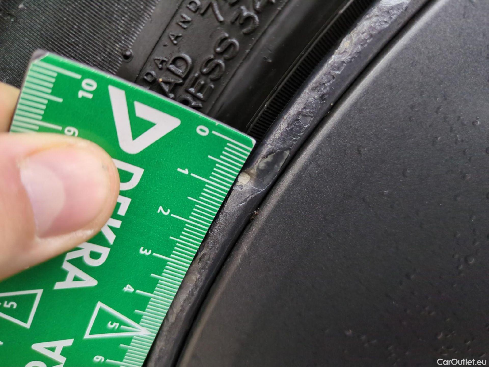  Tesla  Model 3 TESLA  / 2018 / 4P / Berline Autonomie Standard Plus RWD #20