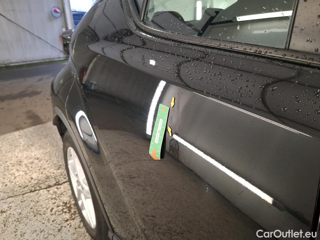  Toyota  C-HR TOYOTA  / 2016 / 5P / SUV 1.8 Hybride 122 Dynamic Business Beyond #1