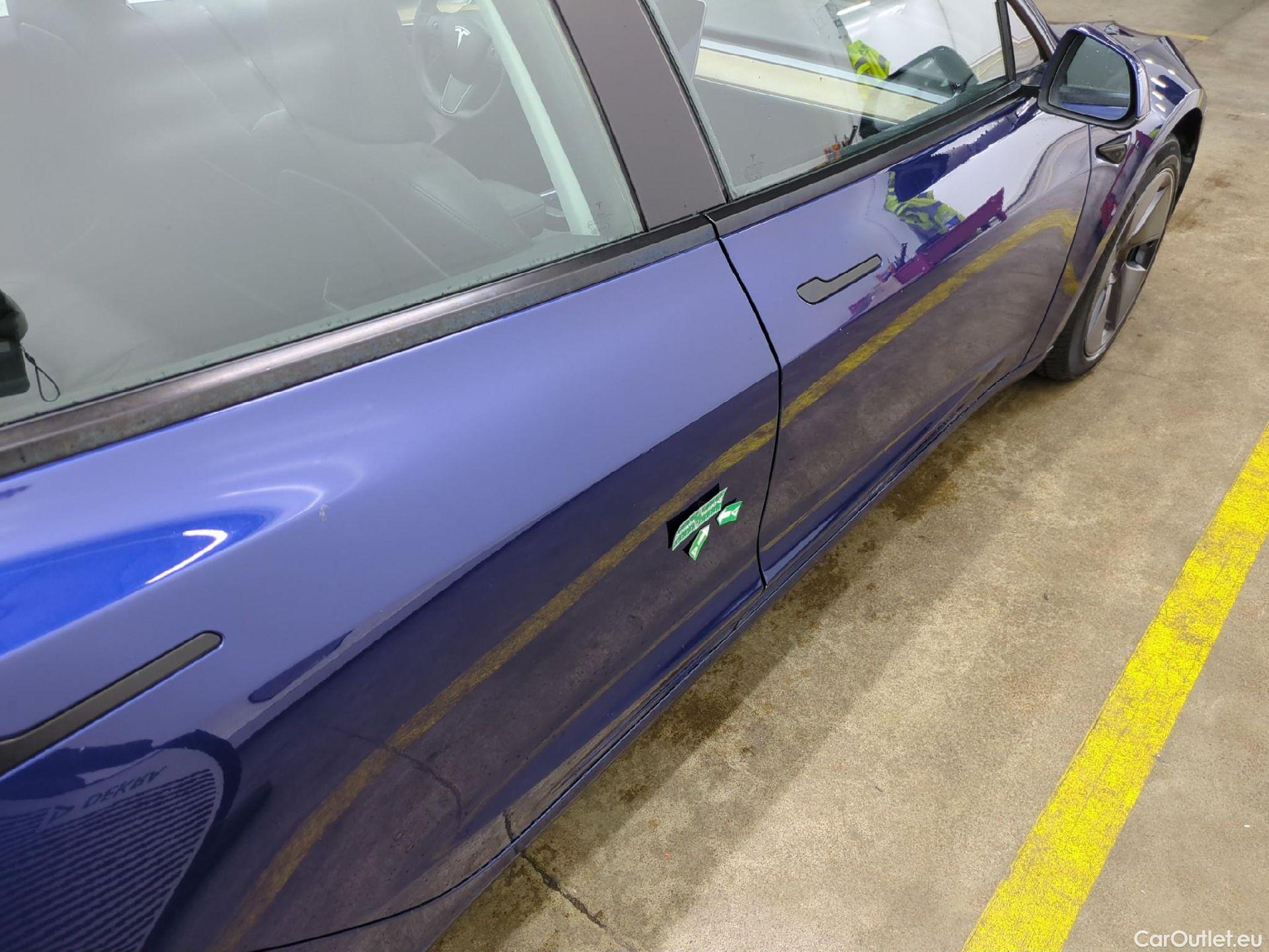  Tesla  Model 3 TESLA  / 2018 / 4P / Berline Autonomie Standard Plus RWD #33