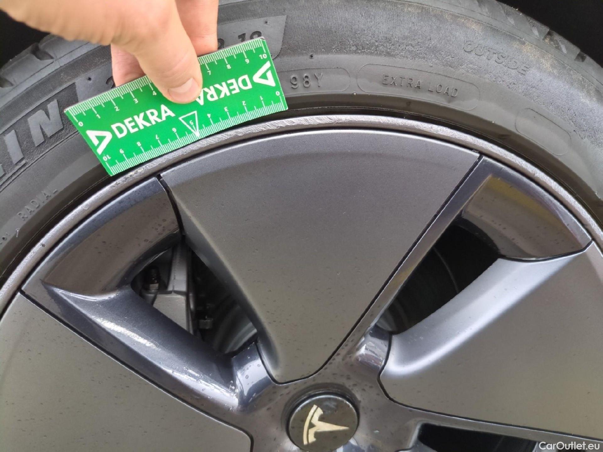  Tesla  Model 3 TESLA  / 2018 / 4P / Berline Autonomie Standard Plus RWD #12