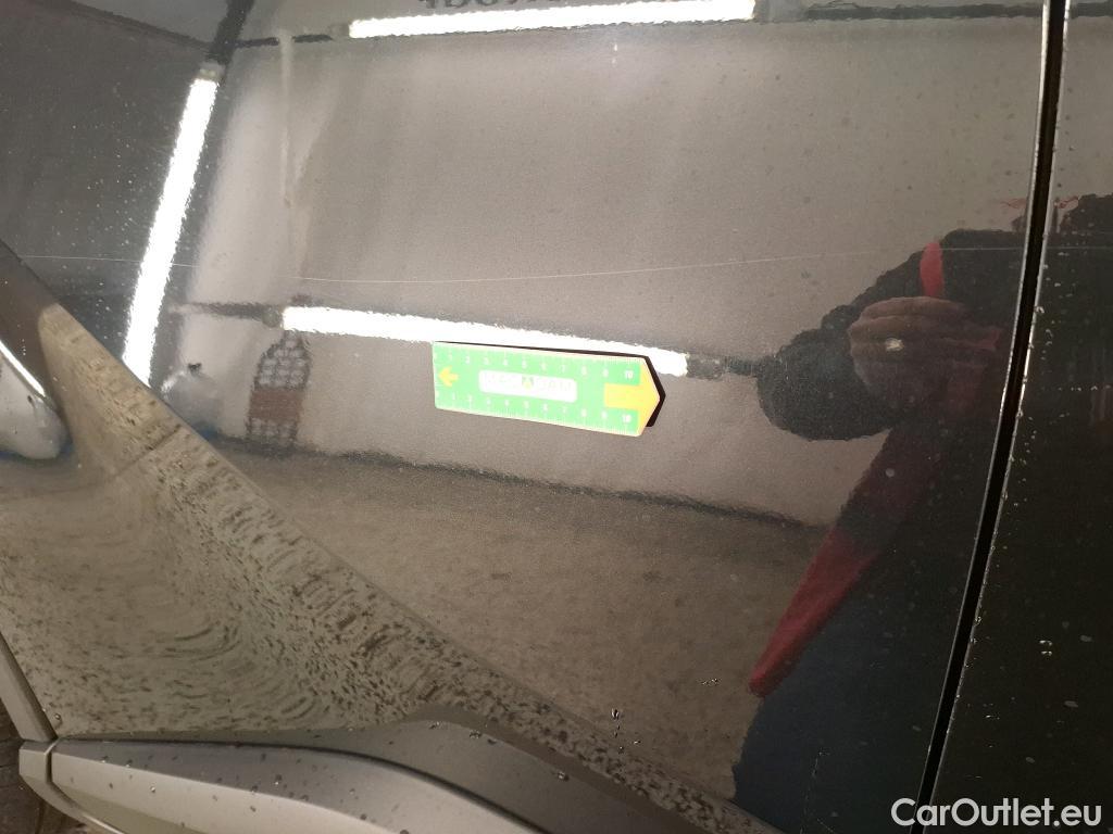  Toyota  C-HR TOYOTA  / 2016 / 5P / SUV 1.8 Hybride 122 Dynamic Business Beyond #3