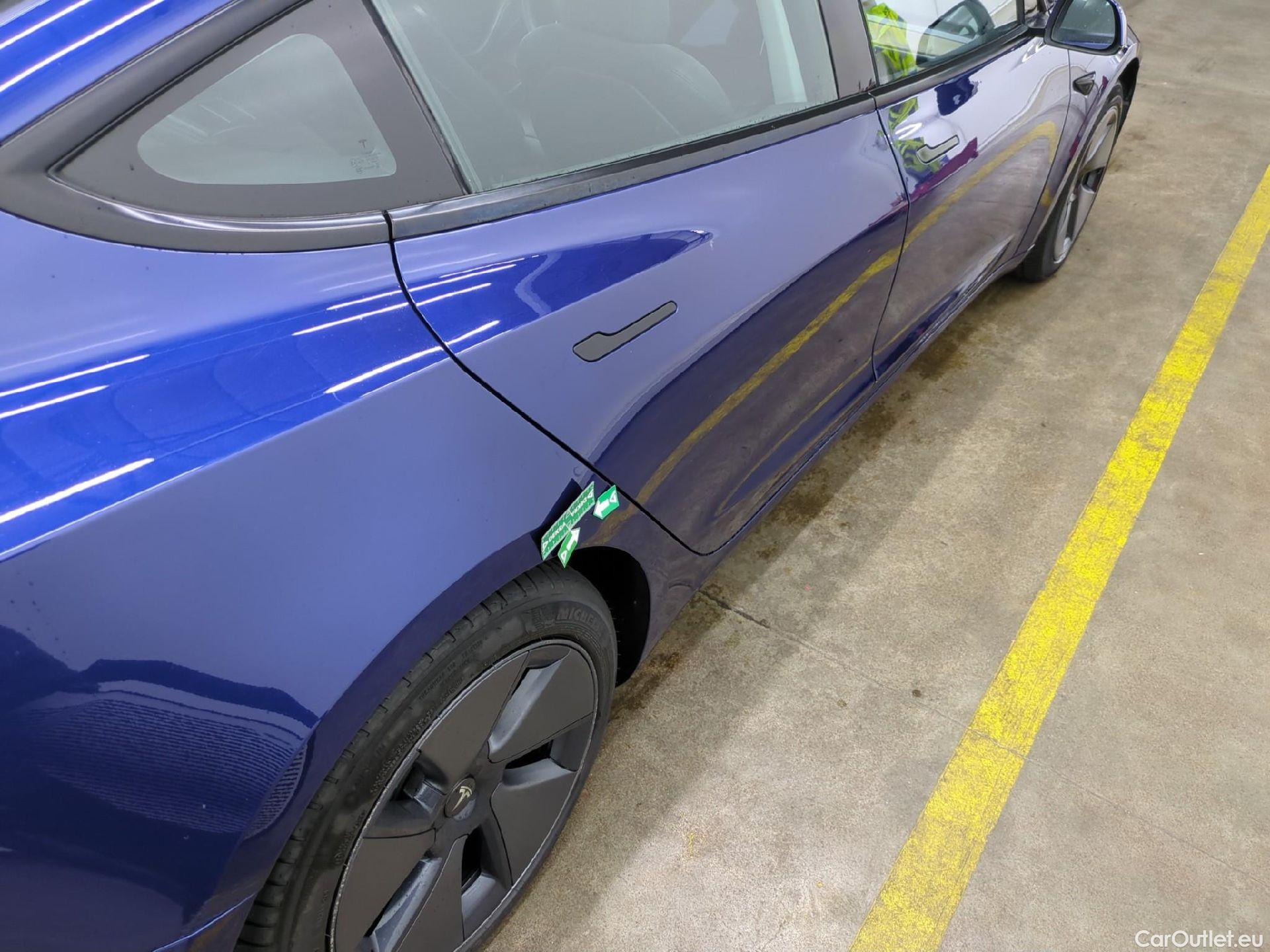  Tesla  Model 3 TESLA  / 2018 / 4P / Berline Autonomie Standard Plus RWD #30