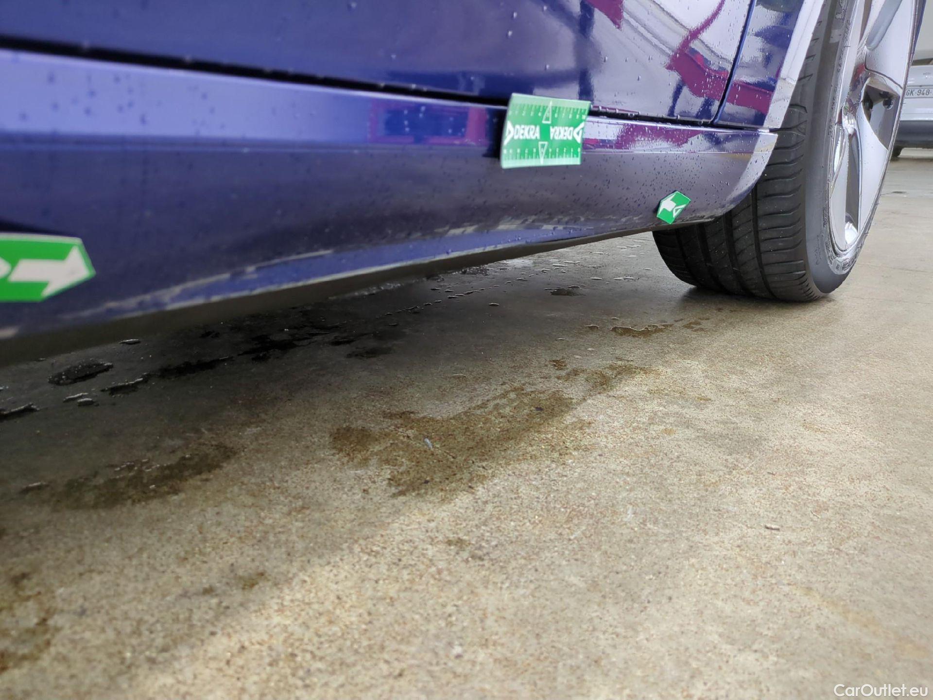  Tesla  Model 3 TESLA  / 2018 / 4P / Berline Autonomie Standard Plus RWD #47