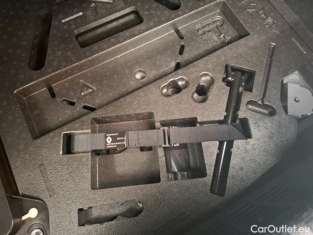  Renault  Clio RENAULT  / 2019 / 5P / Berline Business E-TECH 140 #7