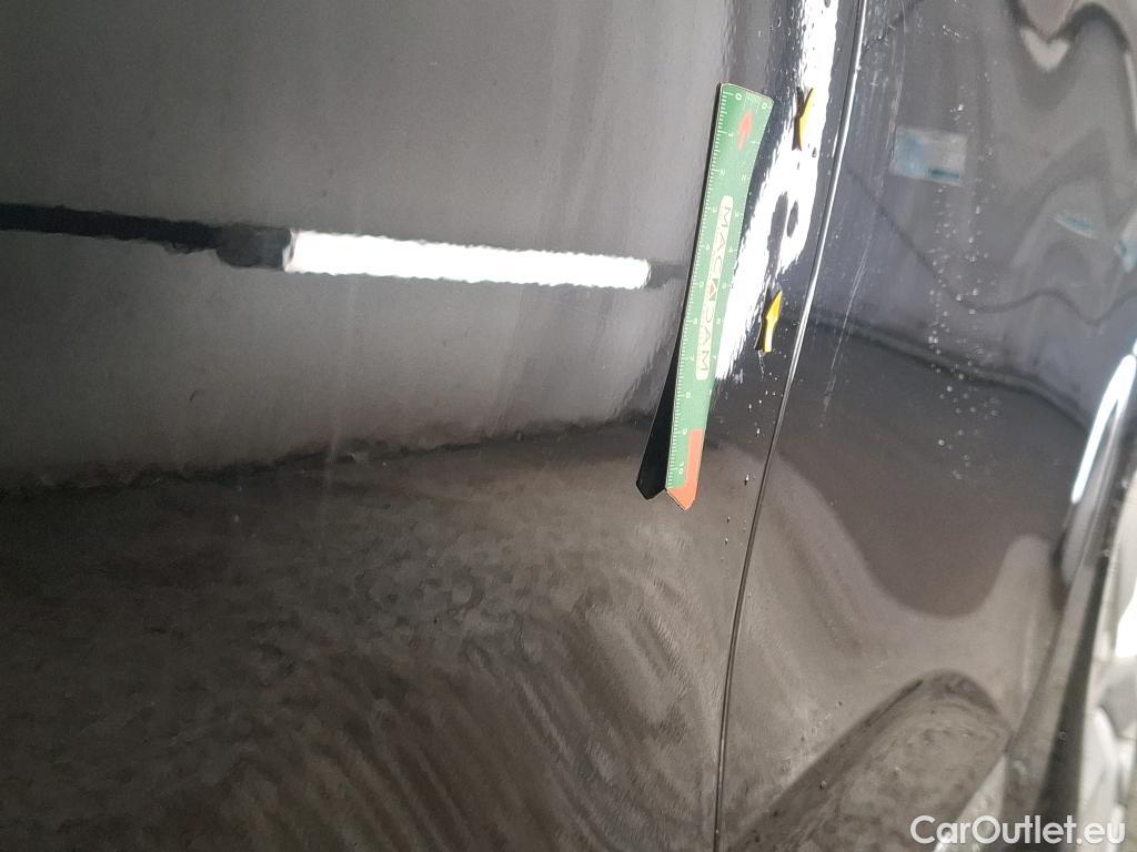  Renault  Clio RENAULT  / 2019 / 5P / Berline Business E-TECH 140 #9