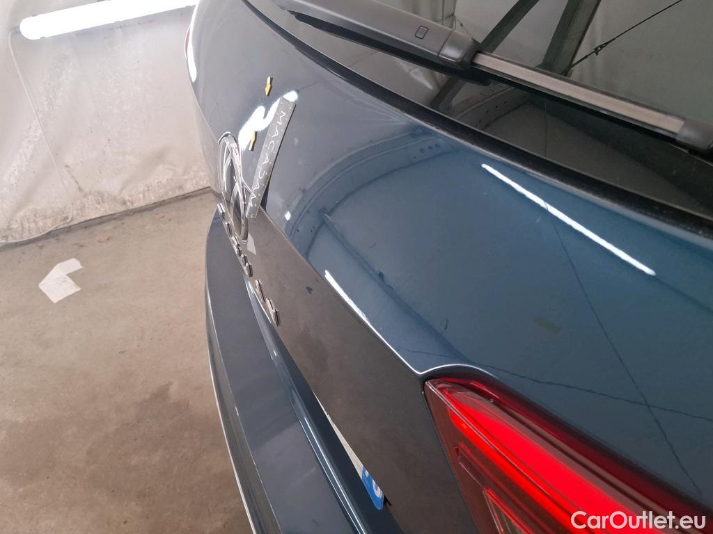  Volkswagen  Tiguan VOLKSWAGEN  / 2020 / 5P / SUV 2.0 TDI 150 DSG7 Life Business #28